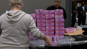 Cannabis facility showcases manufacturing process to elected officials