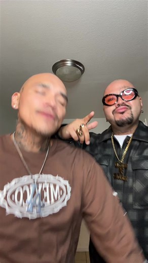 We love our boys @TrinoxAdam thanks gor shoeing us so much love! #supersonic