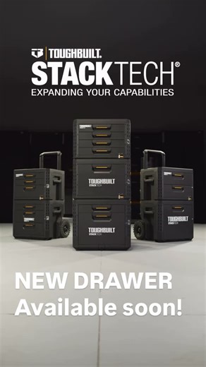 toughbuilt_japan on Instagram: "【NEW DRAWER】 間もなく日本上陸！ STACK TECH新ドロワーシリーズ。 大変長らくお待たせして申し訳ございませんが、もう少しお待ちください。 数多くのお問い合わせとご予約ありがとうございます。 入荷数量が決まっているため、タイミングによっては欠品になってしまう場合がございます。予めご了承ください。 ■STACK TECH NEW DRAWER ・XLサイズ４種類、ウィール付きタイプ３種類の合計７種類をラインナップ。さらにフレキシブルな収納が可能になりました。 ・引き出しロック機構がサイドに変更され、一括でのロック機構に変更。ロック機構がシンプルになったため、従来より広い内寸を確保。 ・認識性に優れたディバイダー（仕切り板）を採用。従来と比べより細かい仕切りが可能。 ・ウィール付きモデルにはセンターウィールを採用し、重量のある工具の収納が可能になりました。 詳細は@toughbuilt_japan正規代理店様、 toughbuilt Japan 公式Webサイトにてご確認ください。 #toughbuilt #