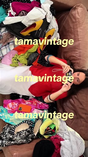 pov: you just found your new go to vintage brand 😛 #vintage #smallbusiness