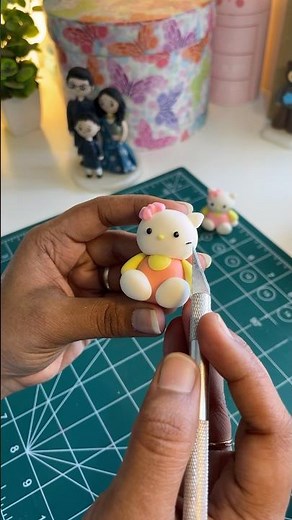 How to Make a Kitty Charm with Cold Porcelain Clay | Cute DIY Clay Art #clayartideas #clayart