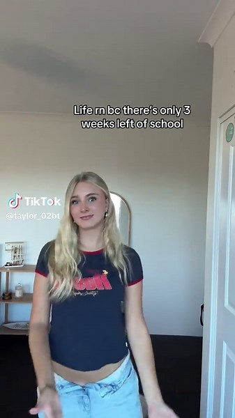 Countdown to School's End: 3 Weeks Left!