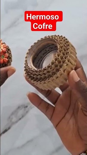 Cómo hacer un bello cofre de Cartón Corrugado para Regalar #manualidades #diy #carton