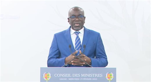 #senegal : Evoquant les enseignements et les analyses issus de l’audit des finances publiques réalisé par la Cour des Comptes, le Chef de l’Etat a appelé à l’application de mesures conjoncturelles et structurelles urgentes pour renforcer la résilience et la crédibilité de notre système économique, budgétaire, financier et comptable. L’intégralité du communiqué du Conseil des ministres ➡️ bit.ly/4b9BQMw Bassirou Diomaye Faye Ousmane SONKO | Réveil Africain