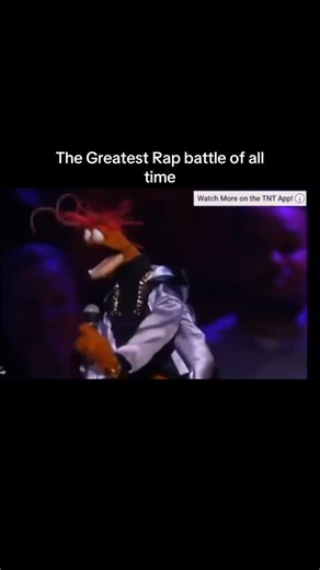 Frank the Disney Dad & Family on Instagram: "Kermit and Pepe versus Miss Piggy and Beaker in the most unhinged Muppet rap battle you’ll see this week. What starts playful turns absolutely savage by the outro, with bars, jokes, and pure chaos flying everywhere. Not gonna lie, Pepe came in hot and basically demolished the competition by the end. So tell me, who do you think won this battle? Team Pepe and Kermit or Team Piggy and Beaker? #muppets #rapbattle #kermit #pepethekingprawn #disneyfans"