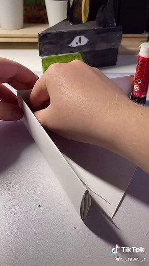 Langes Tutorial zum Drachen basteln