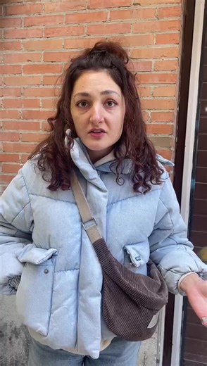 Coppélia à son audience : Résistance contre la répression