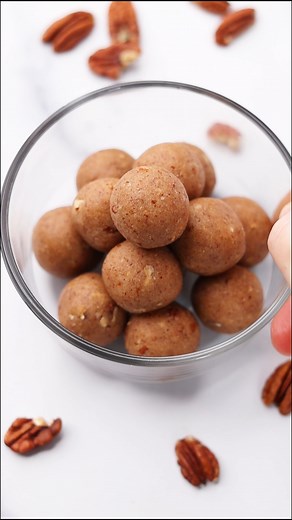 367K views · 1.4K reactions | Pecan Cookie Balls Recipe These pecan...