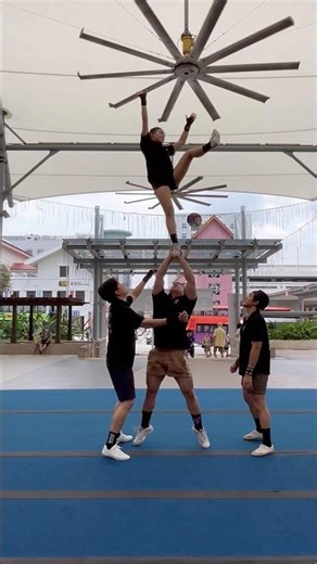 Practice makes perfect #cheer #stunt #short #sport