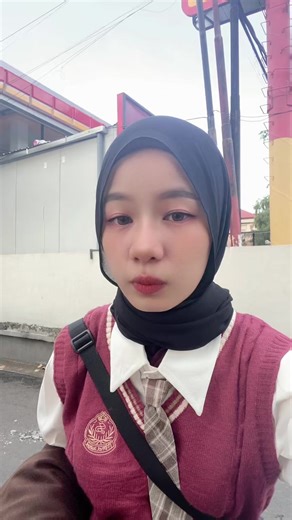 Outfit check as always number one, ahahaha😭🙏🏻 #outfit check #school #fyp #style #fyppppppppppppppppppppppp