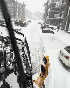 Snow Plowing Condos Complex | 8” Storm Cleanup | VOLVO L70H w/ JROD-Z Blade (10'-22') - Plowing Snow | Graders Tv