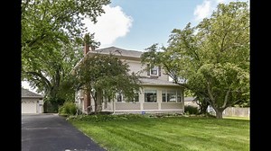 32 reactions · 11 shares | ‼️New Listing: Lebanon Farmhouse! ‼️More info: https://bit.ly/3Gn0WwD New Roof and Gutters '23! 5+ Car Garage! This beautifully updated 4-bedroom, 2-bath farmhouse on nearly half an acre blends timeless charm with today's comforts! | Evelo Team - Real Estate | Facebook