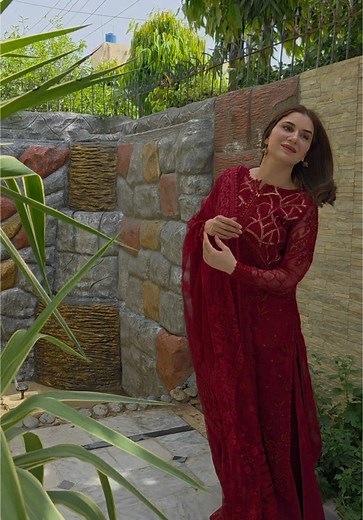 Elegance Redefined in ShaPosh Formal Wear