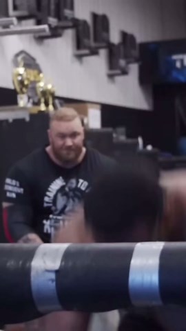 Lifting a 250 Pound Atlas Stone