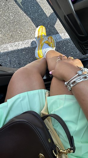 Court✨ on Instagram: "This is the best tennis skirt/dress in the game!!!! This outfit is such a mystery lol. Am I going to play tennis? Am I going to run errands? Or am I going to a cheerleading competition? Lmao First, it’s a skort so it has shorts underneath 🤸🏽‍♀️ Second, the color is such a good spring color 💕 Third, it’s versatile so you can wear it many ways ✨ Sneakers will always be my aesthetic 🫶🏾 #tennisskirt #funoutfit #sportychic #sneakerspics #getdressedwithme"