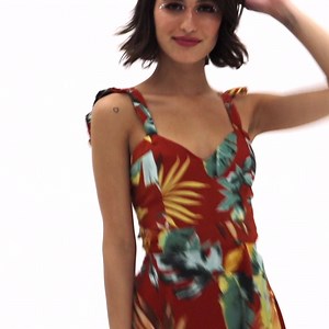 9.2K views · 563 reactions | Your spring wardrobe hero has finally arrived in shasa.com ❤️ vestido > https://bit.ly/34wV24I | SHASA | Facebook