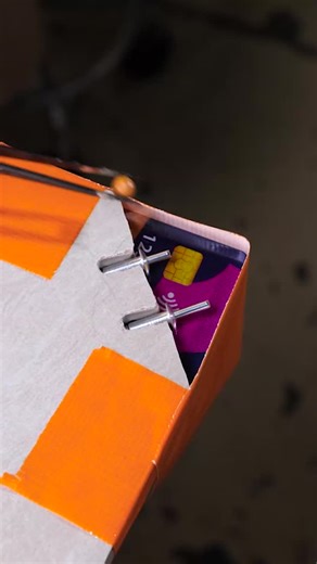 Bright Side on Instagram: "Credit card: not just for shopping🤓 #repairideas #simplehacks #smartfix"