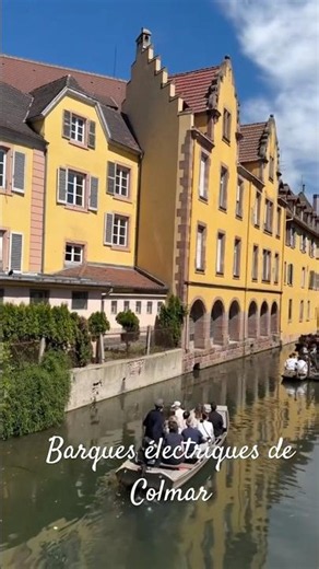 Colmar en mode détente : balade en barque électrique