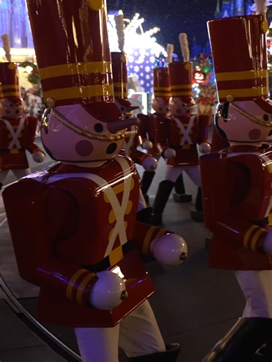Mickey's Once Upon a Christmastime Parade Highlights