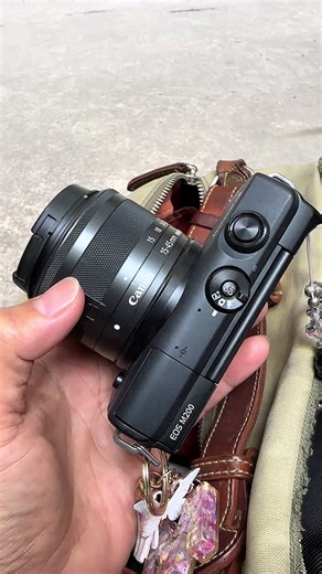 Canon M200: Máy ảnh cho người yêu nhiếp ảnh