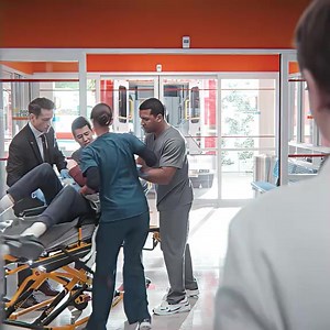 610K views · 8K reactions | Doctor help #foryouシ #doctorhelp #GoodDoctor #usatravel #fypシ゚viralシfypシ゚viralシalシ2024lシalシ | doctor helpfull | Facebook