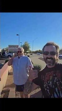 Here we have a driver that doesn’t want to be recorded so he stops to confront the people recording!