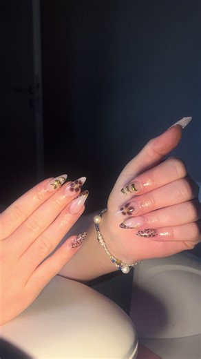 Stunning Autumn Nail Designs for Every Occasion