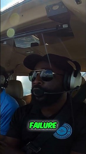 Engine Failure! What Should a Pilot Do First? ✈️