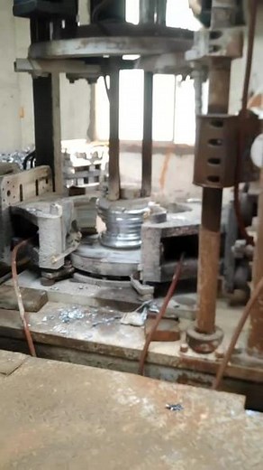 #工厂实拍视频 铝合金轮毂重力铸造