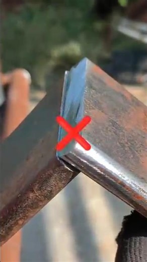 This is the basic welding technique for beginner welders all over the world to know.mp4.