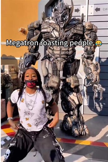 Megatron Roasting People at Universal Studios
