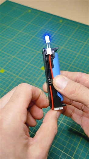 Stop Burning Your LEDs – Use This Instead #electronics #diy #led #18650 #lighting