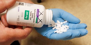 Lancet Medical Journal Changes Peer-Review Process Amid Flurry of Covid-19 Research