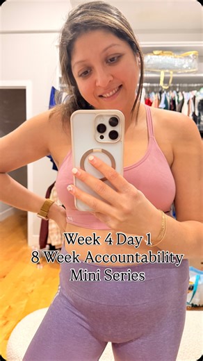 Hetal Patel on Instagram: "WEEK 4 of the @bodylura TRANSFORM Challenge! We’re halfway through!! 🎊 I can def feel a difference in my energy and my body (up until the point I got sick this week -___-) but it’s okay i’m going to power through whenever I can to get even a small workout in this week. Let’s go! 💪🏼 #fitnesschallenge #momreels #accountabilityjourney #postpartumfitness"