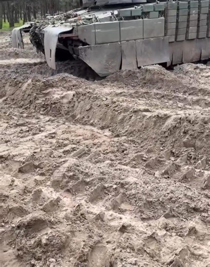 342K views · 5K reactions | Leopard 2A4 of the 155th Separate Mechanized Brigade. | Russian invasion into Ukraine: LIVE | Facebook