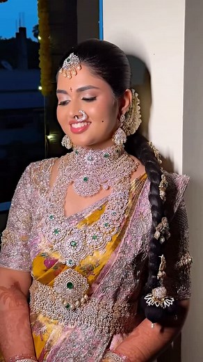 Neha Chinnappala on Instagram: "Srija for her Pelli , shimmering in diamonds with a look that feels effortlessly beautiful. Clean skin, muted eyes, and a soft lip kept everything seamless ❤️ . . . . #PellikuturuLook #BridalMakeup #SouthIndianBride #makeupbynehachinnappa #nehachinnappa #nehachinnappaartistry #bangaloremakeupartist #southindianbride #southindianbridalmakeup #bridalmakeupbangalore #bangalorebrides #bangalorewedding#pellikuturubride #hyderabadbrides"