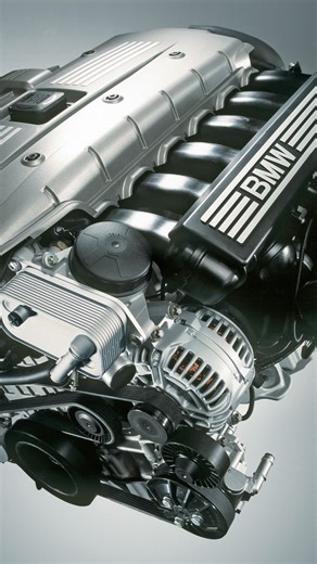 bimmertips on Instagram: "Compared to the outgoing M54, the N52 replacement increased the redline from 6,500 to 7,000. Both motors are naturally aspirated inline 6 cylinders. #n52 #bmwn52 #e85z4 #bmwe60 #bmwe87 #bmw130i #bmwe90 bmw330i #bmw328i"