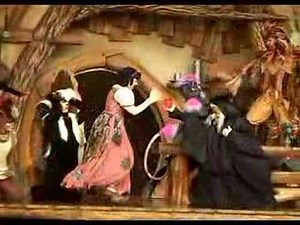 Snow White: An Enchanting Musical (4 of 4)