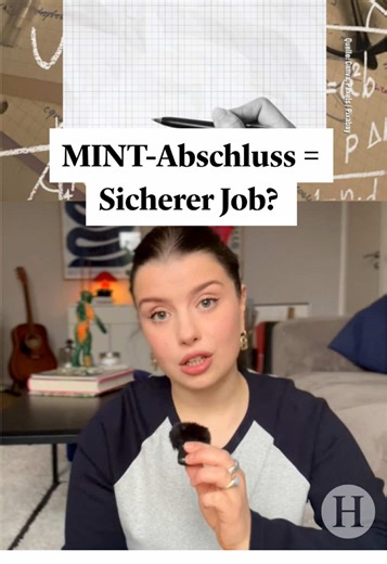 Lange gab es auf dem deutschen Arbeitsmarkt ein unausgesprochenes Versprechen: Menschen, die MINT-Fächer studieren, finden einen sicheren, gut bezahlten Job. MINT, das steht für Mathematik, Informatik, Naturwissenschaft und Technik – all jene Fächer also, die für die Industrie, für die Digitalisierung und für die technologische Transformation unabdingbar sind. Dass sich die Situation auf dem Arbeitsmarkt für MINT-Absolventen langsam verändert, zeigen offizielle Statistiken der Bundesagentur für 