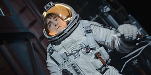 Every Way Robert Pattinson's Mickey Dies In Mickey 17