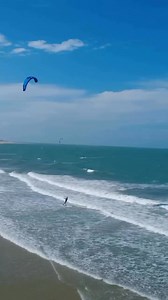 Welcome to one of the world's great kitesurfing destinations. Welcome to Icaraizinho de Amontada - Brazil, feel the enchanting vibe of this magical downwind. . Vídeo crédito @icaraiflyingvison and @tarcisio.maia . #everyoneactivefollowersシfypシ゚viralシalシ #brazil #turismo #tripadvisor #goodvibes #kiteboarding #kitesurfbrasil #kitesurfing #downwinders #viralchallenge #viralpost2025 | Eddi Kiteschool