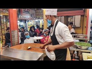 Mumbai's Famous Juhu Choupaty's Pavbhaji | Butter Loaded Best Pavbhaji | Indian Street Food