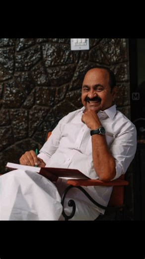 UDF Battalion on Instagram: "കേരളം തൃരിച്ചുപിടിച് UDF 🔥 ഇതൊരു തുടക്കം മാത്രം.🔥 #udf #udfbattalion #udfkerala #kerala #inckerala #shafiparambil #ksudhakaran #kannur #vdsatheeshan"