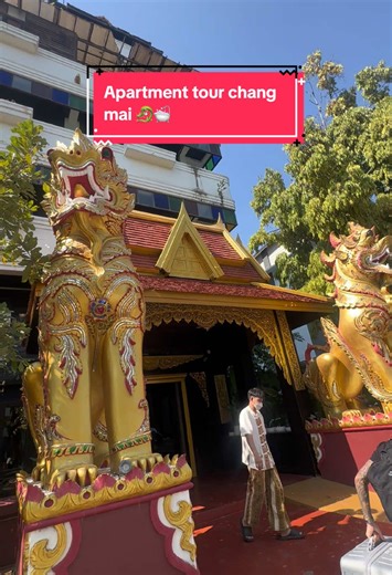 Exploring a Luxurious Hotel Room with Jacuzzi in Chiang Mai