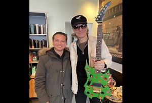 STEVE VAI On Return Of His 'Swiss Cheese' Guitar After 36 Years: 'I Thought It Was Gone'