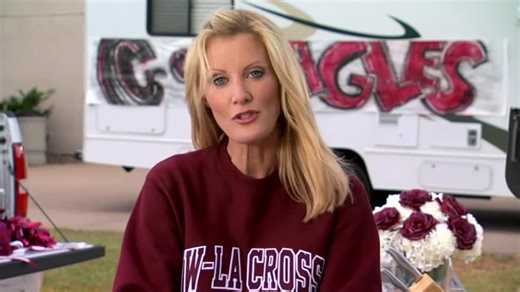 Semi-Homemade Cooking With Sandra Lee S12:E13 - Tailgate