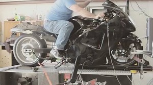 Repost by @turbobygarrett: "Boosted Cycle Performance Hayabusa by @busa_rob powered by a Garrett GT4094. Like/Tag 2 friends that would want to ride this bike! 553.63HP @ 30psi on C16 Fuel. Capable of 617hp. @turbobygarrett #turbolife #hayabusa #turbo #boost #boosted #dyno" (via #InstaRepost @AppsKottage) | Mod in Japan | Facebook