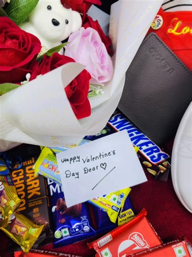 JS Happy Feet (@jshappyfeet1)’s videos with original sound - Aayush Manandhar