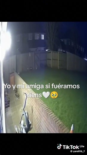 yo y amiga si fuéramos aliens