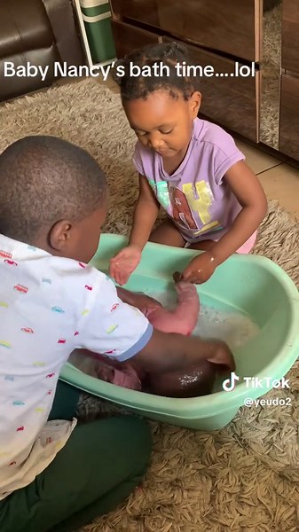 Creative Baby Bath Time Play Ideas